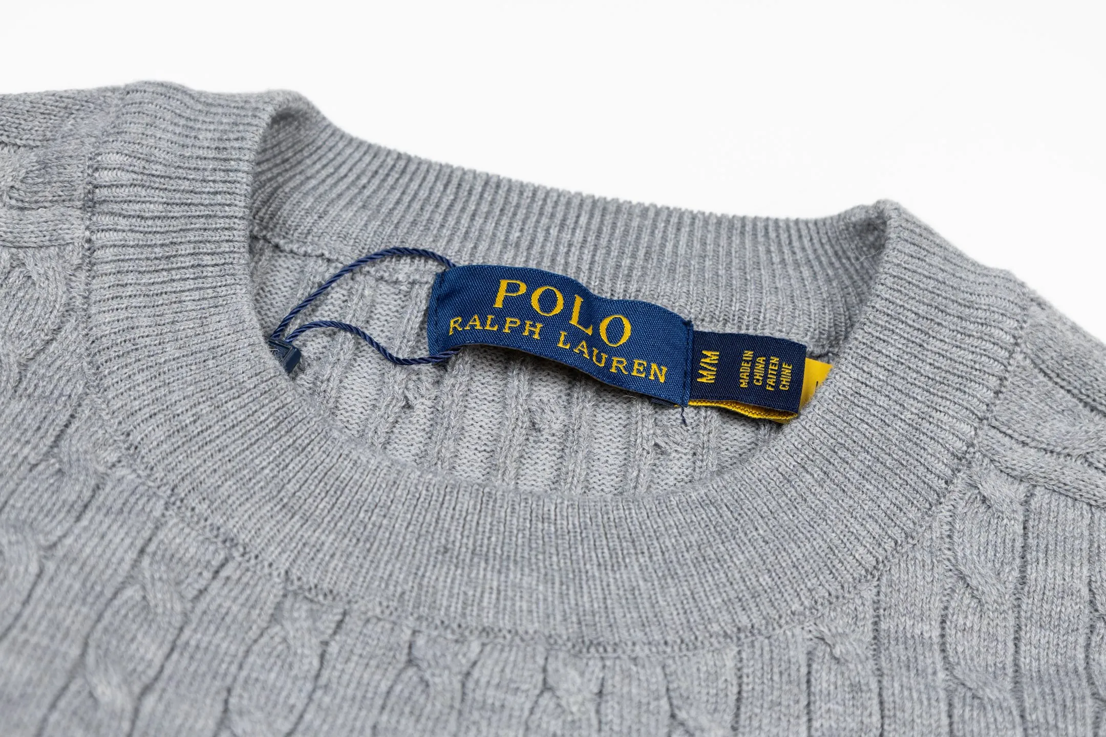 P190 POLO Classic LOGO embroidery Solid color business casual pullover round neck wool knitted sweater short sleeves, inspired by the 1980s retro Original fabric Official same style Customized same vat dyed fabric Very comfortable to the touch Latest brick cabinet synchronization for spring and summer Fashionable and personalized Super versatile and good-looking Very suitable for both men and women A must-have style Tag Collar label Washed wheat Complete with three standards Color: Gray Size: M-3XL
